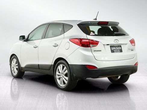 Used 2013 Hyundai Tucson Limited w/ Premium Pkg FWD image 4