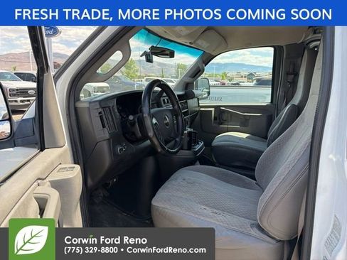 Used 2016 GMC Savana 2500 RWD image 9