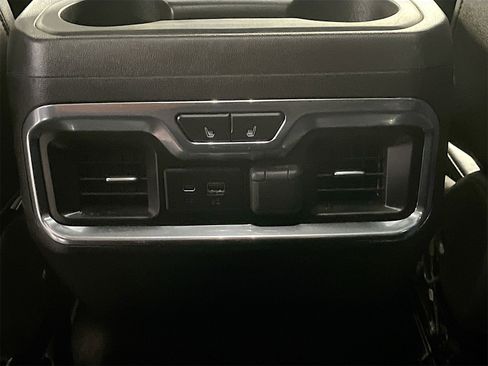 Used 2023 GMC Sierra 2500 AT4 image 24