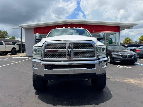Used 2017 RAM 3500 Laramie w/ Convenience Group AWD/4WD image 2