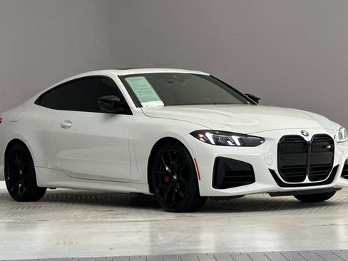 Used 2025 BMW M440i Coupe w/ Shadowloine Package RWD image 6
