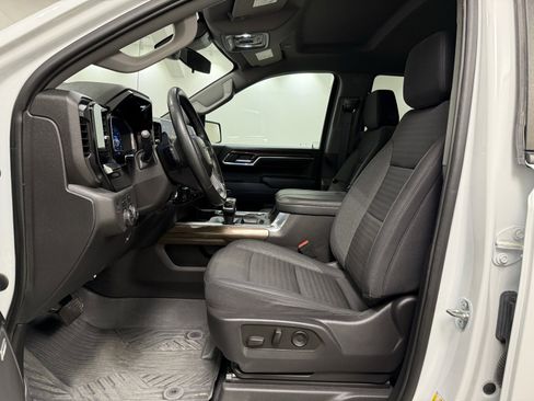 Used 2023 Chevrolet Silverado 1500 LT Trail Boss w/ Convenience Package II image 20