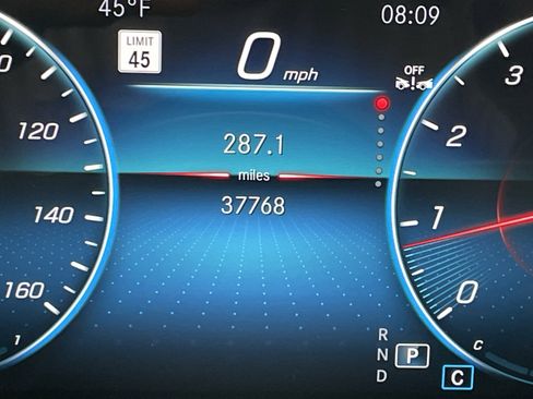 Certified 2023 Mercedes-Benz GLA 250 4MATIC image 24