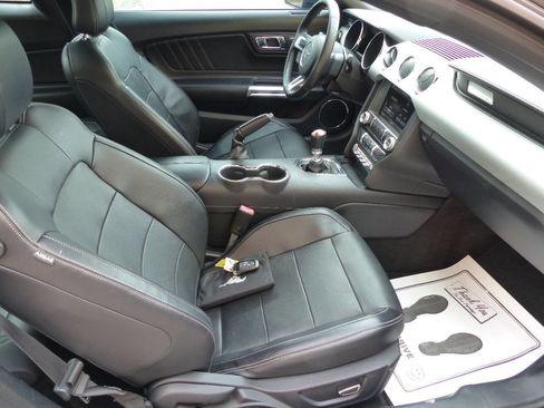 Used 2015 Ford Mustang GT Premium w/ Equipment Group 401A RWD image 26