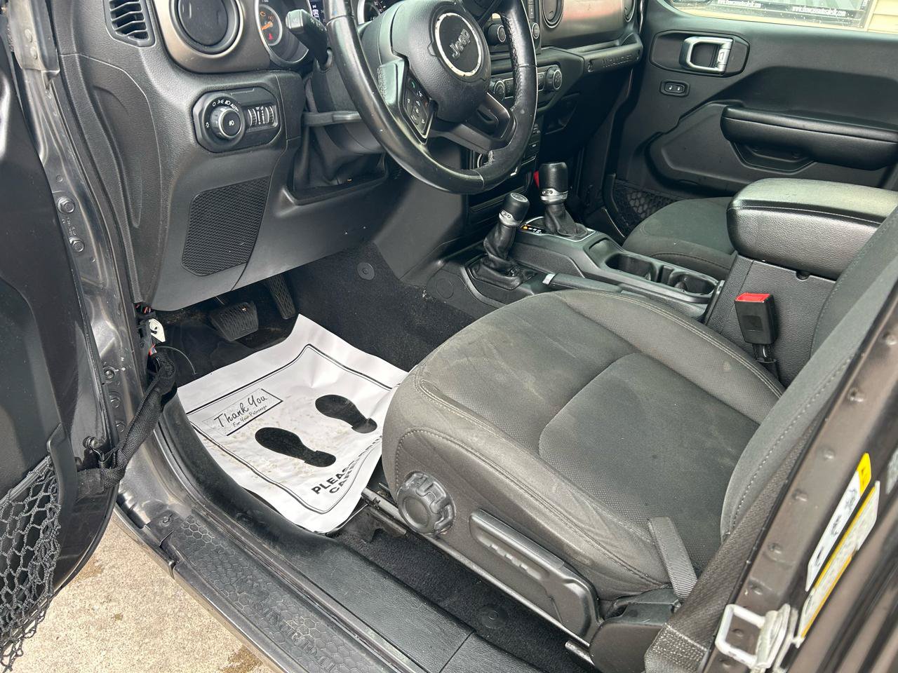 Used 2018 Jeep Wrangler Unlimited Sport S AWD/4WD image 10