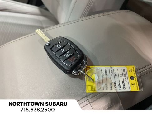 Used 2020 Hyundai Tucson SE image 30