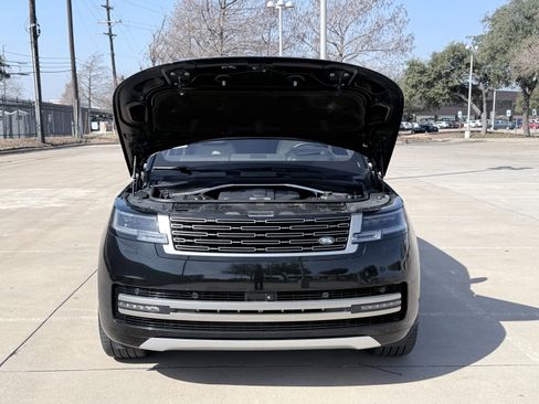 Used 2023 Land Rover Range Rover Long Wheelbase Autobiography image 25