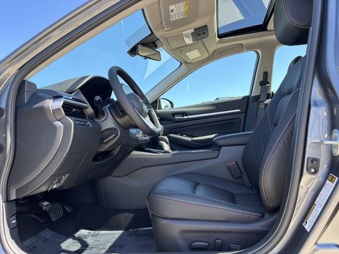 New 2025 Nissan Altima 2.5 SR w/ SR Premium Package image 12