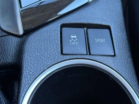 Used 2015 Toyota Corolla S image 26