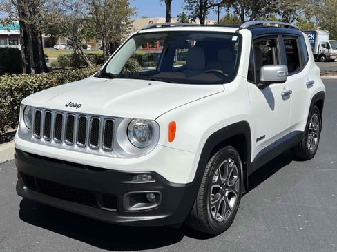 Used 2017 Jeep Renegade Limited FWD image 29