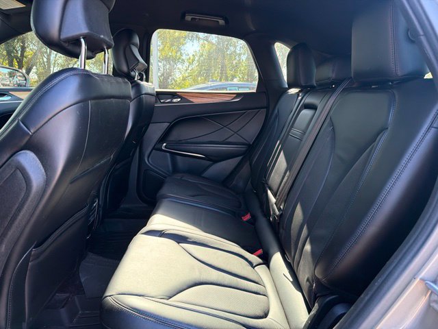 Used 2016 Lincoln MKC Select w/ Class II Trailer Tow Package AWD/4WD image 13
