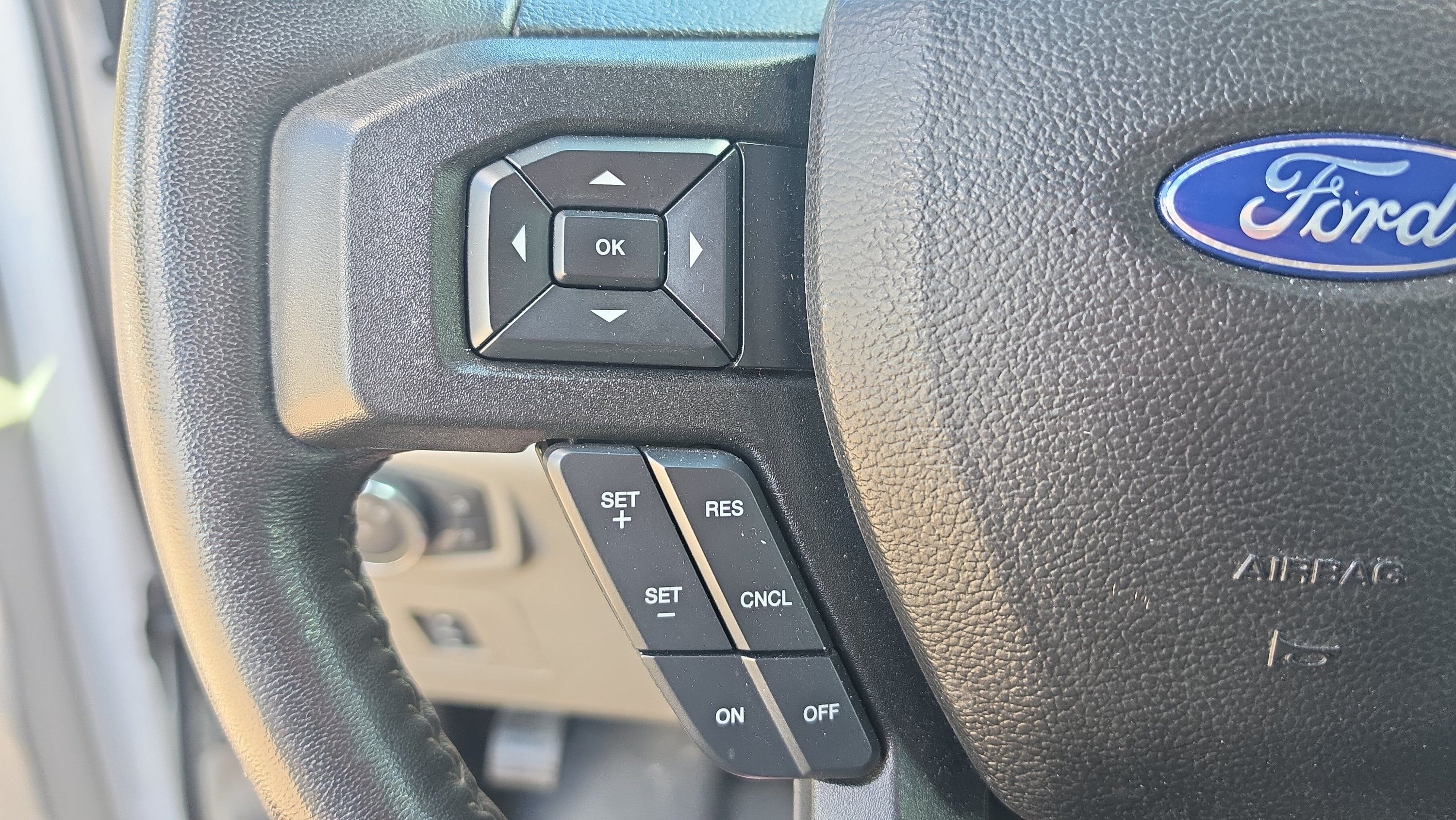Used 2017 Ford F150 XLT w/ Equipment Group 302A Luxury AWD/4WD image 13