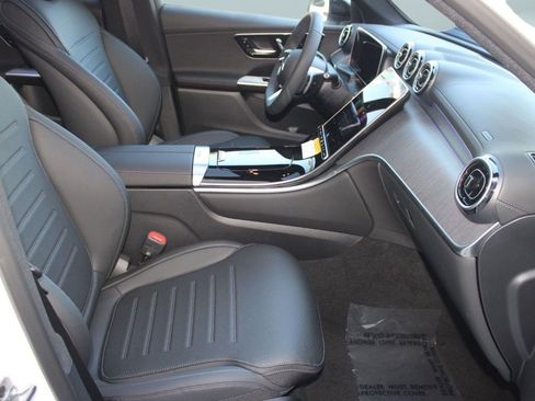 Used 2026 Mercedes-Benz GLC 300 4MATIC image 31