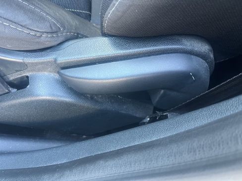 Used 2021 Ford EcoSport SE image 38