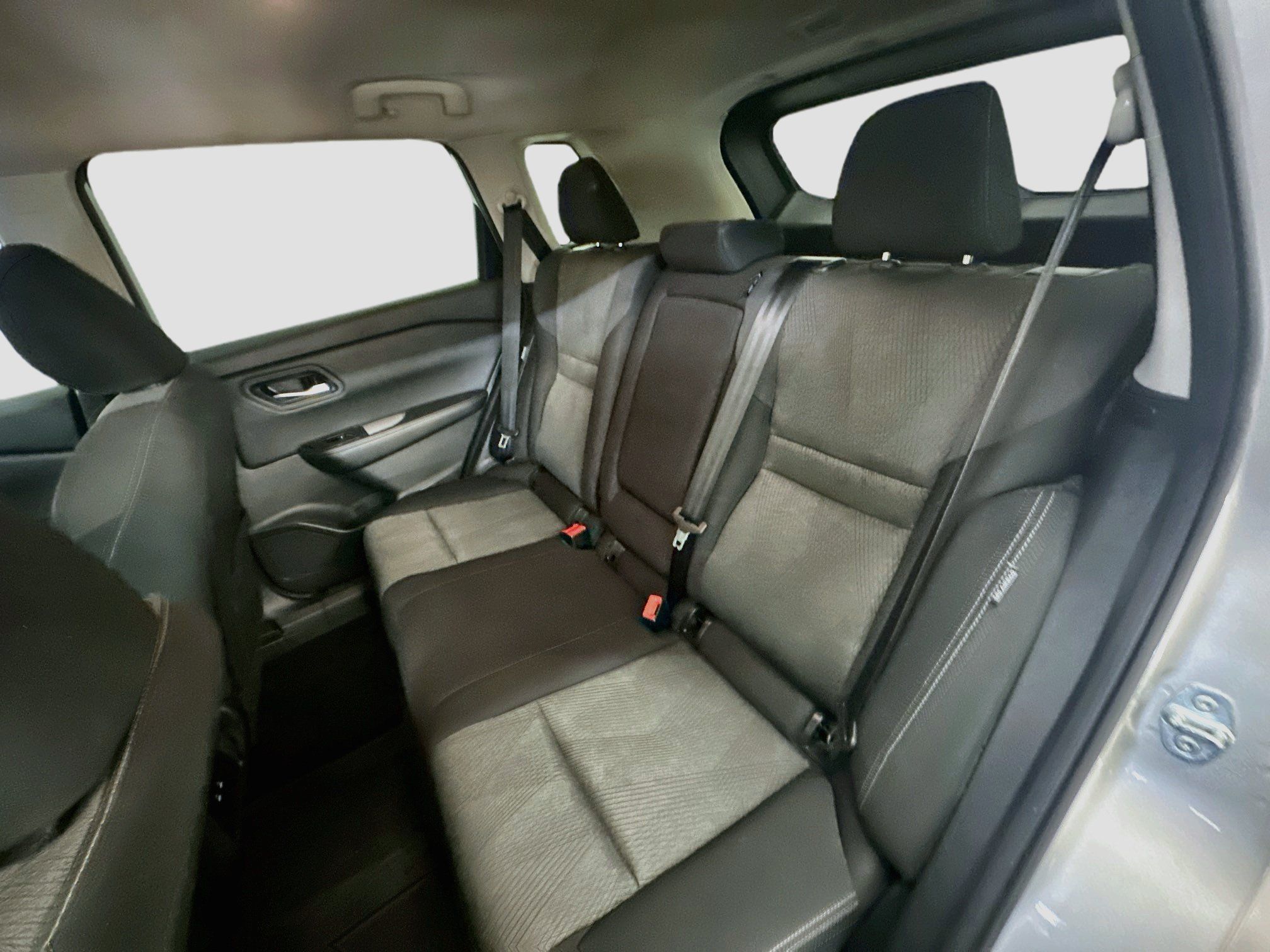 Used 2025 Nissan Rogue SV AWD/4WD image 28