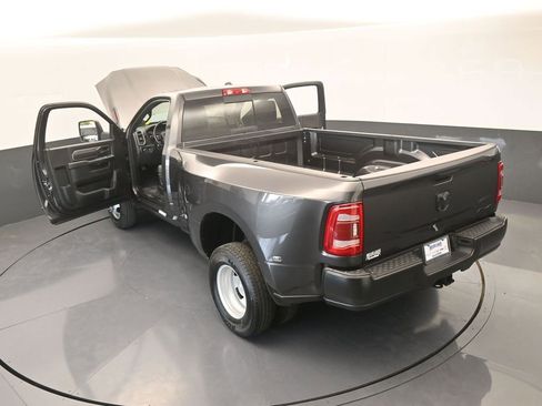 Used 2024 RAM 3500 Tradesman image 59