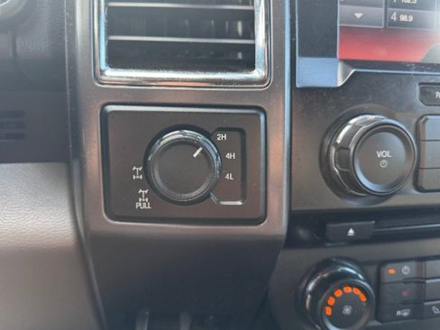 Used 2015 Ford F150 XLT w/ Equipment Group 302A Luxury AWD/4WD image 10