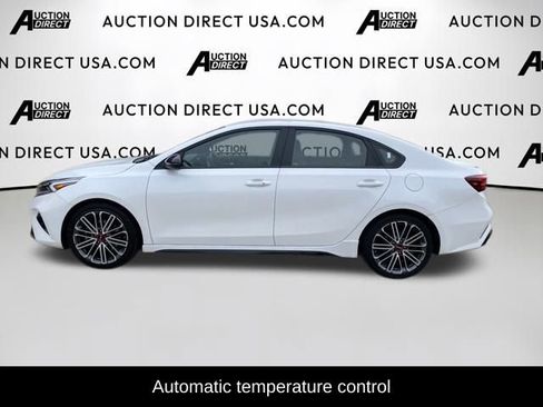 Used 2023 Kia Forte GT image 3