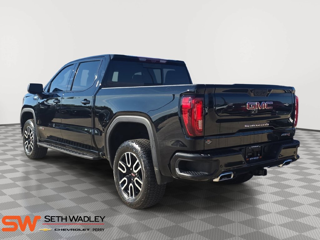 Used 2025 GMC Sierra 1500 AT4 w/ AT4 Premium Package AWD/4WD image 5