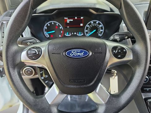 Used 2023 Ford Transit Connect XL FWD image 12