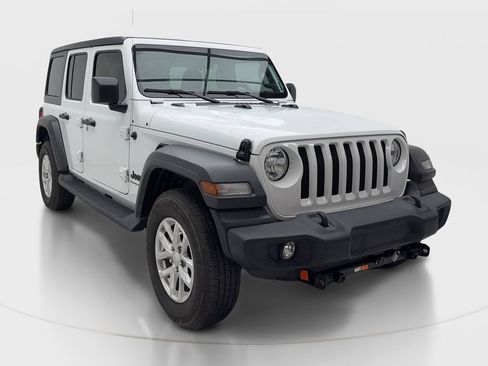 Used 2023 Jeep Wrangler Unlimited Sport AWD/4WD image 2