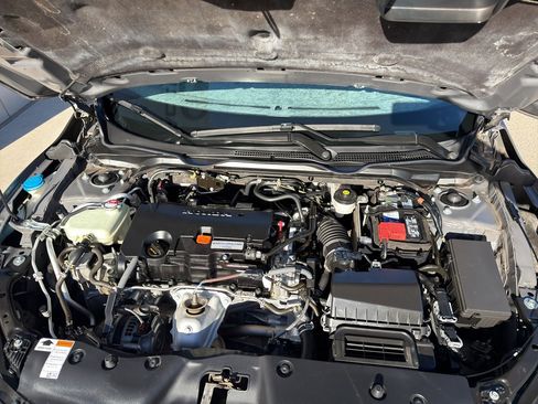 Used 2019 Honda Civic Sport image 17