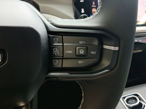 New 2026 Jeep Cherokee Laredo image 25