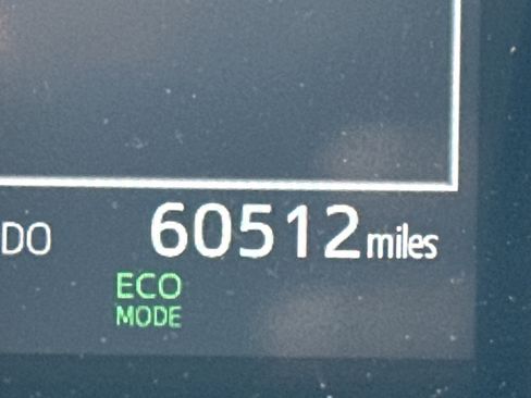 Used 2023 Toyota Camry LE image 27