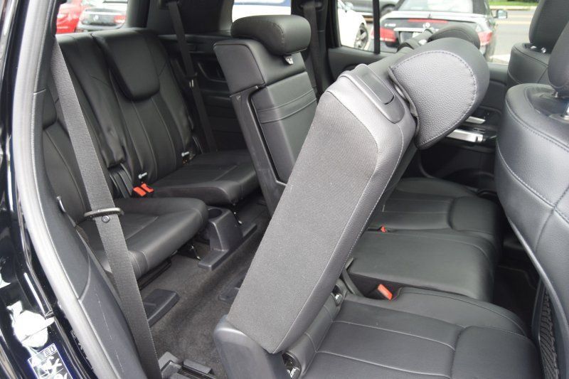Used 2021 Mercedes-Benz GLB 250 4MATIC w/ Premium Package image 38