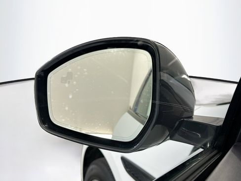 Used 2024 Jaguar F-PACE R-Dynamic S image 16