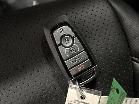 Used 2024 Ford F250 XLT w/ XLT Premium Package image 30