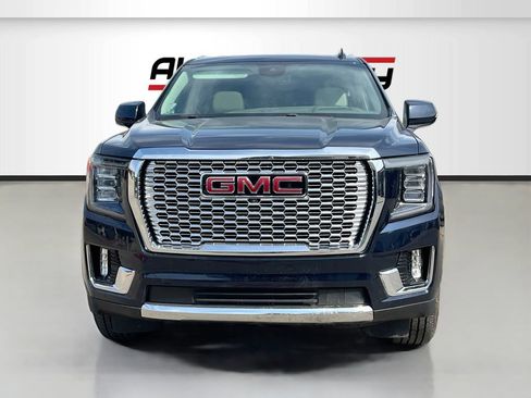 Used 2024 GMC Yukon XL Denali AWD/4WD image 2