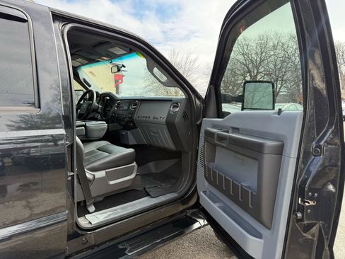 Used 2014 Ford F350 XL w/ Power Equipment Group image 18
