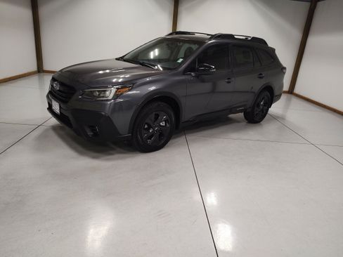 Used 2022 Subaru Outback Onyx Edition XT AWD/4WD image 4