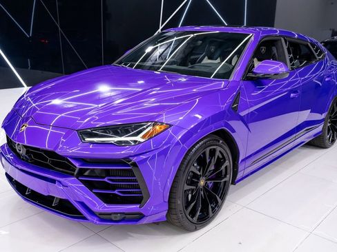 Used 2022 Lamborghini Urus AWD/4WD image 9