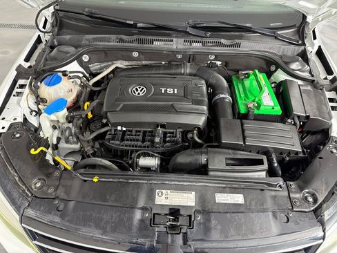 Used 2017 Volkswagen Jetta Sport FWD image 22