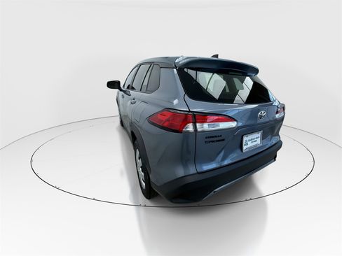 Used 2023 Toyota Corolla Cross L image 6