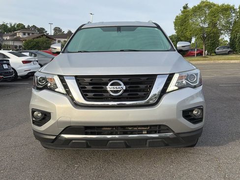 Used 2020 Nissan Pathfinder SL FWD image 8
