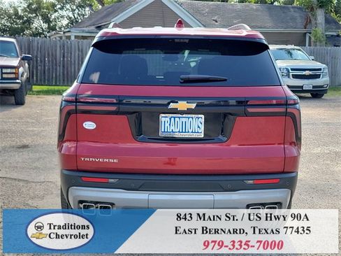 New 2026 Chevrolet Traverse LT w/ Driver Confidence Package image 39