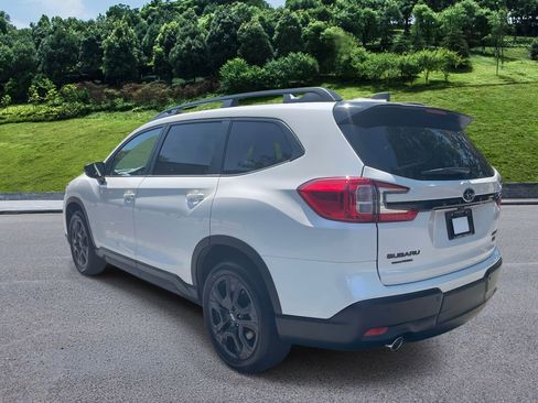 Used 2025 Subaru Ascent Bronze Edition w/ Popular Package #2 AWD/4WD image 3