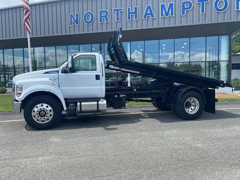 Used 2026 Ford F650 2WD Regular Cab Super Duty image 8