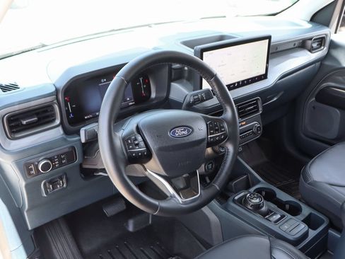 Used 2025 Ford Maverick Lariat w/ Black Appearance Package AWD/4WD image 20