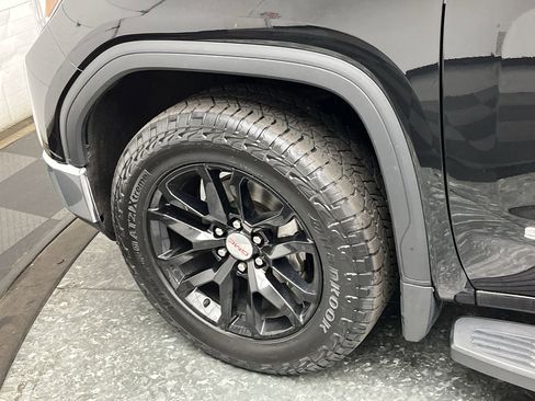 Used 2021 GMC Sierra 1500 SLT AWD/4WD image 35