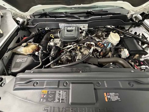 Used 2015 Chevrolet Silverado 3500 W/T image 16