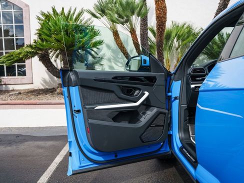 New 2025 Lamborghini Urus SE image 22