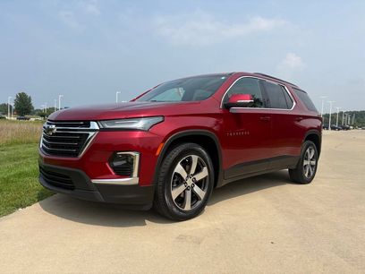 Used 2023 Chevrolet Traverse LT w/ LT Premium Package