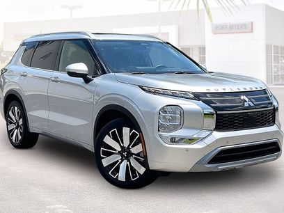 Used 2025 Mitsubishi Outlander SEL