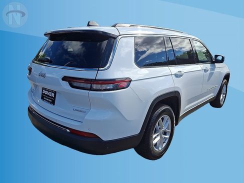 Certified 2025 Jeep Grand Cherokee L Laredo w/ Luxury Tech Group I AWD/4WD image 17