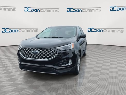 Used 2023 Ford Edge SEL w/ Convenience Package AWD/4WD image 3