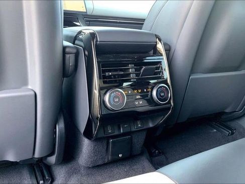 New 2026 Land Rover Range Rover Sport Dynamic SE AWD/4WD image 21